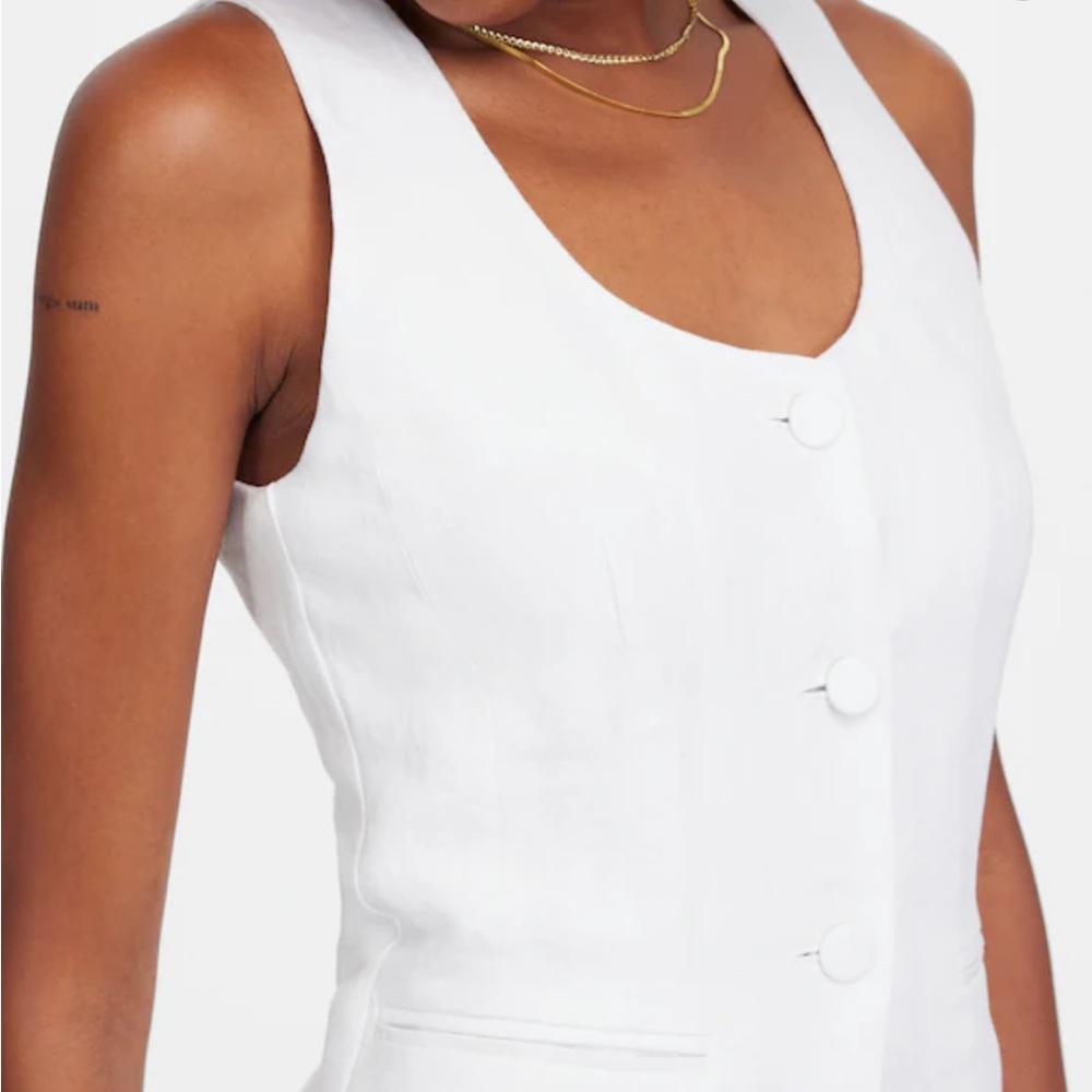 NWT - Madewell - 100% Linen Scoopneck Cutaway Vest - Size 6 in Salt - Picture 3 of 11